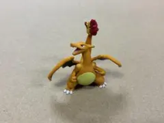 ポケモン　モンコレ　リザードン フィギュア