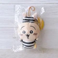 ちいかわ　ぷちミニマスコット　ぬいぐるみ　囚人うさぎ