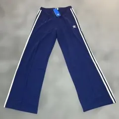 アディダス バギーフィット トラックパンツ トレフォイル ネイビー 青