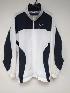 ☆ ナイキ 菅田将暉 着用 ナイキナイロンジャケット白 黒 サイズ L