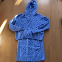 GU フード付きニット上下セット❣️レディースMサイズ