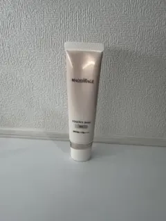 MAQuillAGE エッセンスベース EX