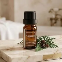 【100%天然】サイプレス 10ml 精油 アロマ エッセンシャルオイルのサムネイル