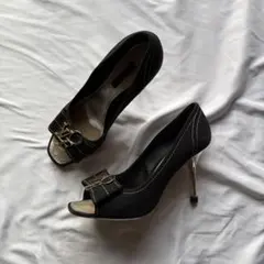 LOUIS VUITTON Canvas Bow Accents Pumpsのサムネイル