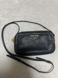 ミュウミュウ レザー ショルダーバッグ カメラのサムネイル