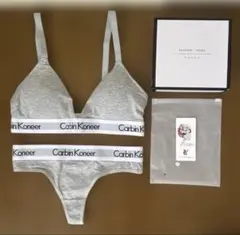 Carbin Koneer ブラジャーショーツ セットアップ グレー（Tバック）