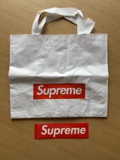 ⭐︎Supreme⭐︎ショッピングバッグ　ステッカー