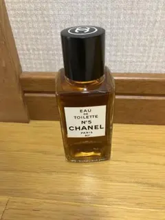 【ほぼ未使用】シャネル 5番 オードゥトワレット 64mL