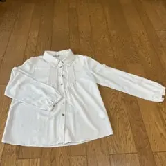 ホワイト長袖シャツ パール装飾付き