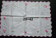 新品未使用　ランチョンマット　花柄　刺繍　ランチクロス