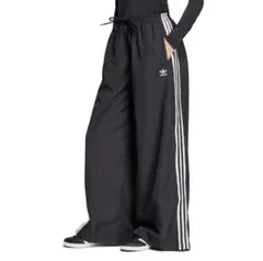 adidas ファイヤーバード オーバーサイズド トラックパンツ JD3390