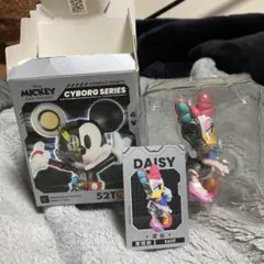 52TOYS ミッキーアンドフレンズ デイジー　サイボーグ