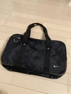 e*♡様 美品　希少00s OLD NIKE スクールバッグ　オールブラックのサムネイル
