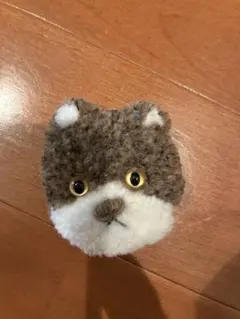 ネコ　ブローチ　ハンドメイドのサムネイル