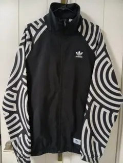 Item thumbnail for item edea0f37-e55b-4db0-8da3-078c86756f67