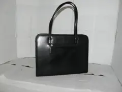 Item thumbnail for item 2d3b248a-b023-4dd1-a6a0-54570bfe7efa