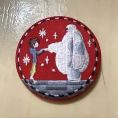【 ベイマックス 】　ディズニー刺繍缶バッチ