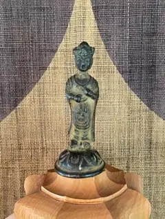 Item thumbnail for item 2bdfd373-9aa9-4164-b4d8-b3b898769ddb