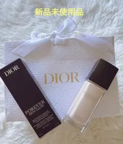 Dior Forever Skin Glow 0N リキッドファンデーションのサムネイル