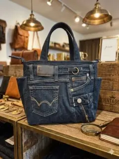 ハンドメイド　デニムリメイクトートバッグ ポケット付き