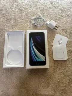 iPhoneSE3の箱と付属品（ケーブル） - メルカリ