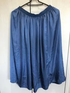 UNIQLO サテンスカート