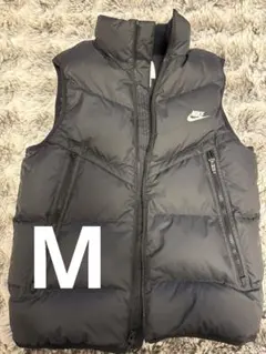 nikeダウンベスト