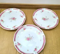 【未使用/非売品】花柄金縁皿　3枚セットのサムネイル