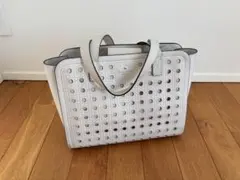 売り切りたい！CHARLES & KEITH クロシェ編み ショルダーバッグ - メルカリ