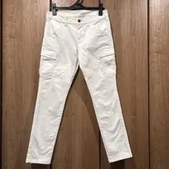 ホワイト カーゴパンツ サイドポケット付き