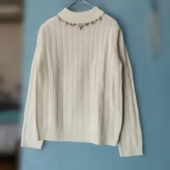アイボリー リブ編み ビジュー付きニット