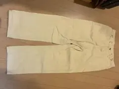 クリーム色 ストレートデニム ボタンフライ