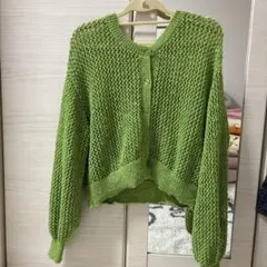 透かし編みグリーンカーディガン