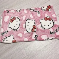 枕カバー　ふわふわ　キティちゃん　ヒョウ柄