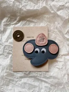 Item thumbnail for item 3d6f929e-bf82-42c2-8579-a9db7fda7a35