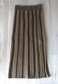 Lugnoncure スカート