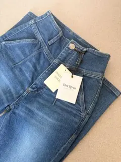 Herlipto Paris High Rise Jeans 24サイズのサムネイル