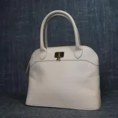 courreges クレージュ ハンドバッグ ボストンバッグ 春カラー 大容量 