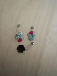 カラフルハート型ビーズ安全ピンセット