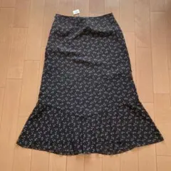 ローラアシュレイ　黒 花柄 スカート