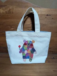 クマダーニング刺繍トートバッグ