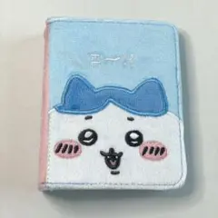 ちいかわ カードやステッカーが入る！コレクトブック ハチワレ