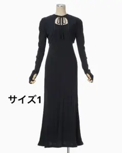 Mame Kurogouchi （マメクロゴウチ）2WAYロングワンピース Mame Kurogouchi マメクロゴウチ V-Neck Tucked Wool Dress Vネック