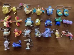 任天堂ポケモンキーホルダー24点 レトロ