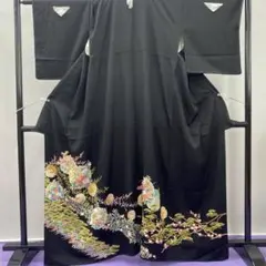 松井青々 黒留袖 金駒 金彩 比翼付き 五つ紋 正絹 躾糸付き A339