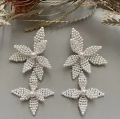 パール フラワー ピアス ブライダル ウエディング 結婚式【未使用に近い】