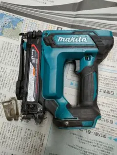 Makita ST121D MAXステープル付き - メルカリ