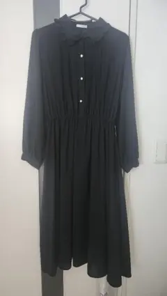フリル襟 長袖ワンピース ブラック