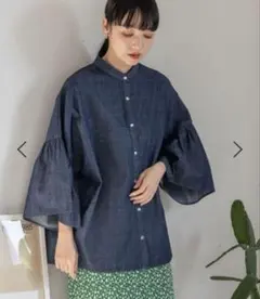 ローリーズファーム　バンドフリルスリーブシャツ　7部袖