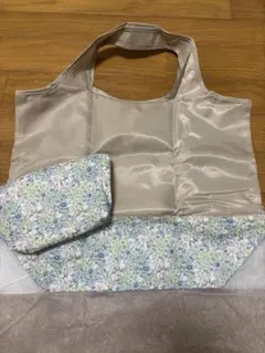 ゆ*ゆ様 リバティ エデナム 保冷ショルダー 巾着バッグ ハンドメイド